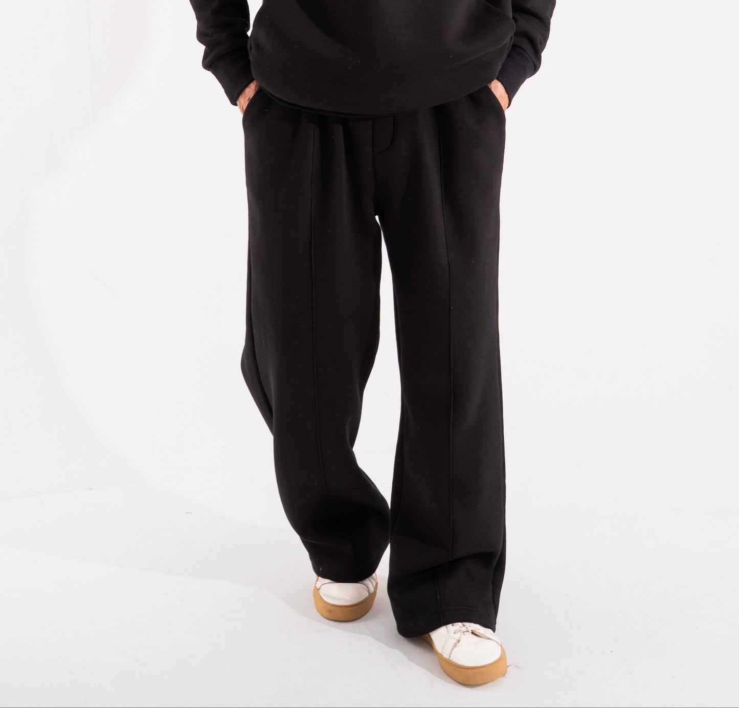 Solo Black Sweatpants